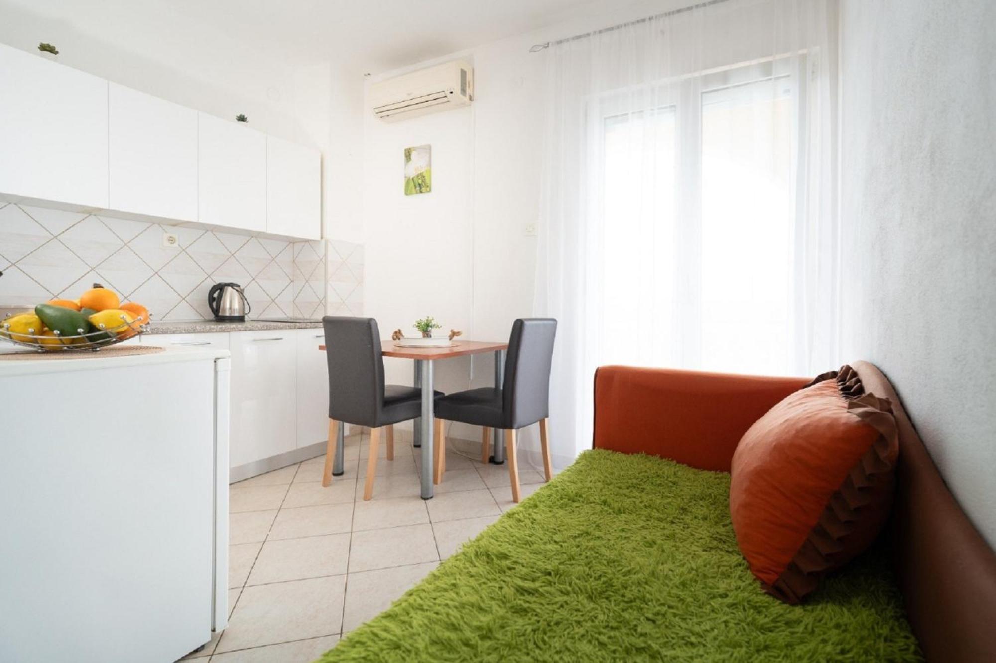 Apartments Milic Gornji Karin Exterior foto